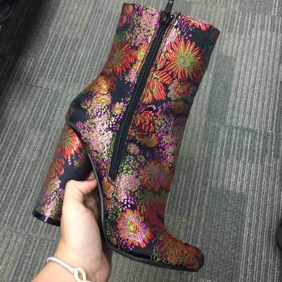 Oriental Bootie - Picture 4 of 5